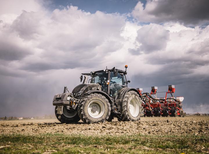 valtra n series italy img 2021 1110 lowres