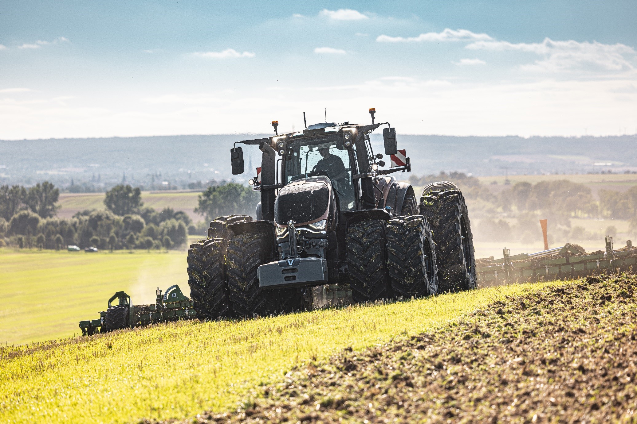 Valtra s serie low res